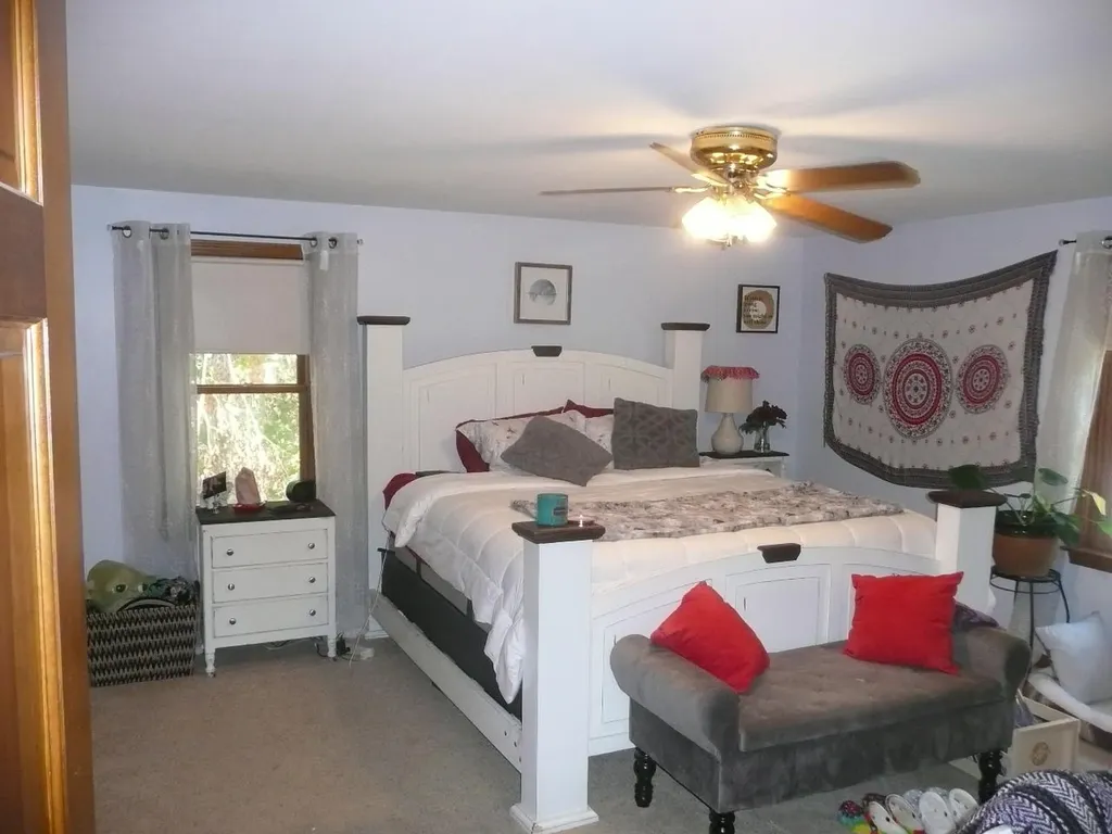 46 Grandview Acres Glenburn ME 04401