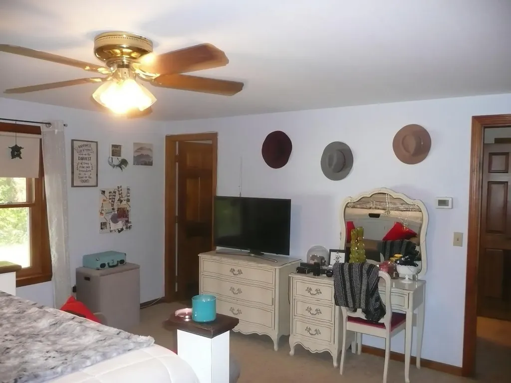 46 Grandview Acres Glenburn ME 04401