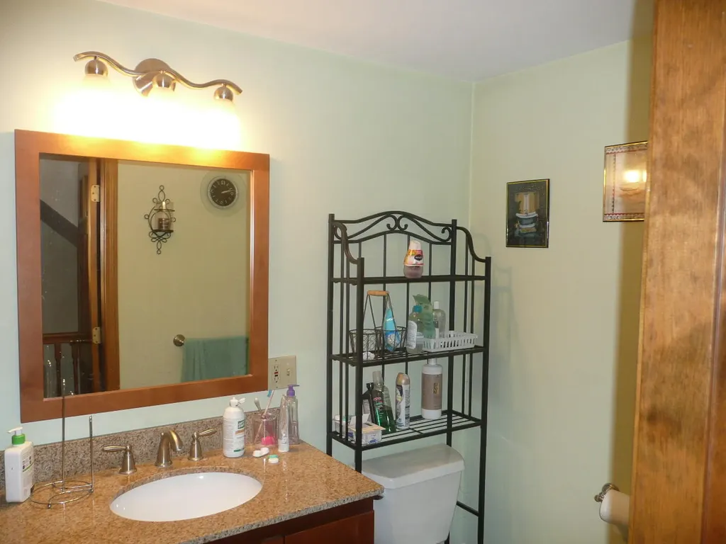 46 Grandview Acres Glenburn ME 04401