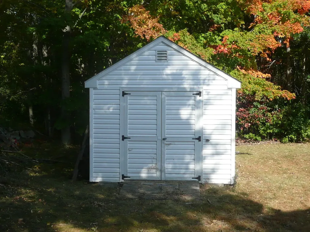 46 Grandview Acres Glenburn ME 04401