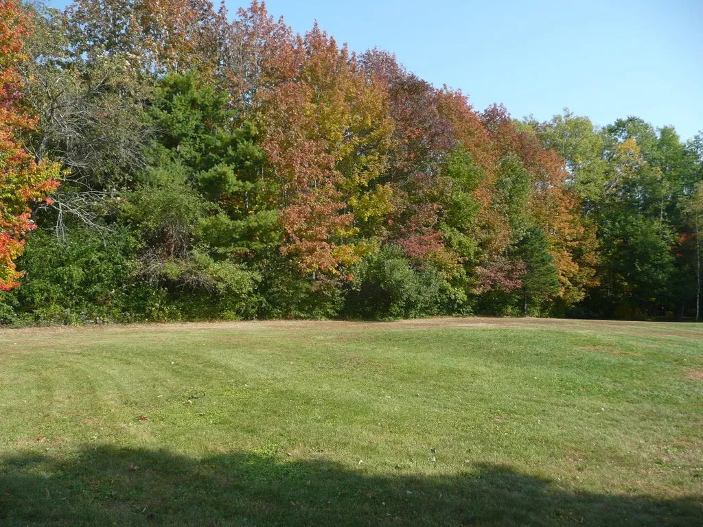 46 Grandview Acres Glenburn ME 04401