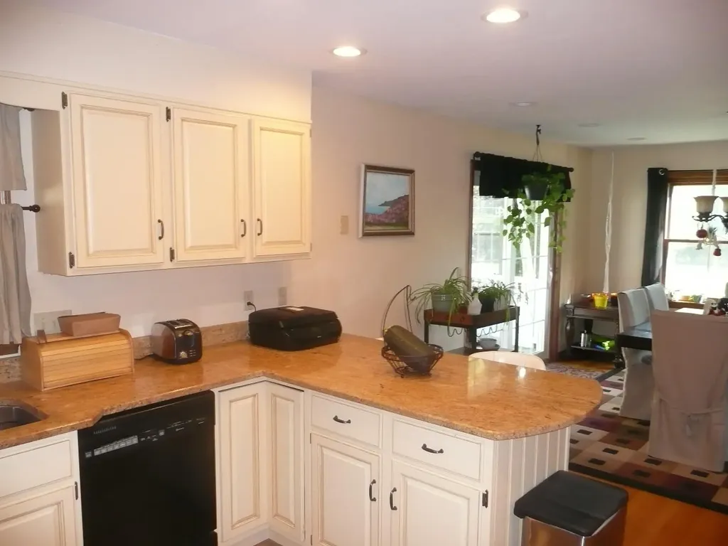 46 Grandview Acres Glenburn ME 04401