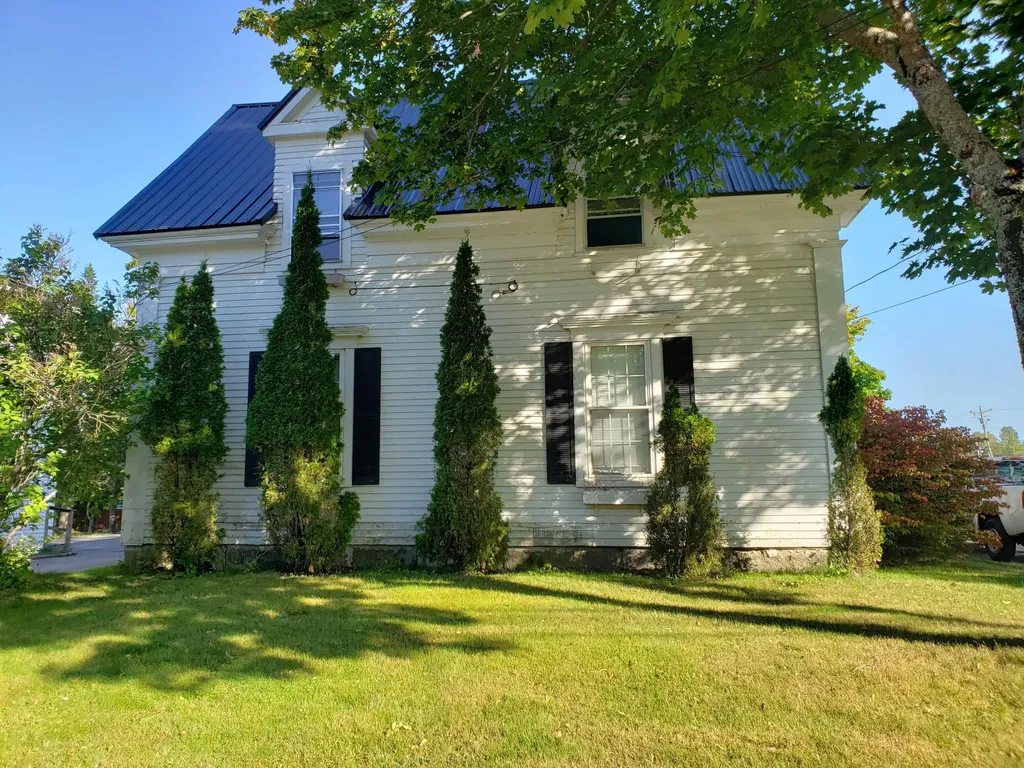 172 South Street Calais ME 04619