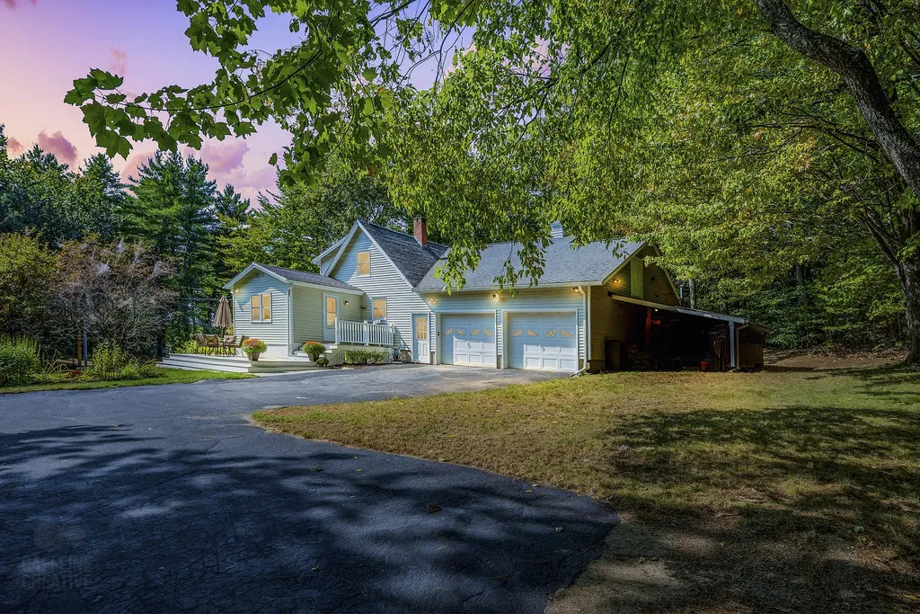 101 Whites Bridge Road Windham ME 04062