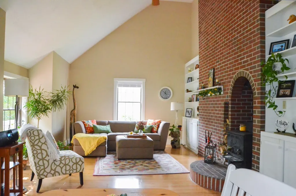 58 Rodrigue Heights Augusta ME 04330