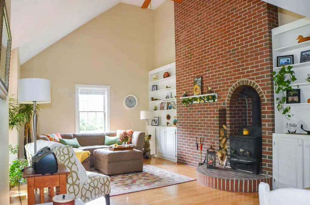 58 Rodrigue Heights Augusta ME 04330