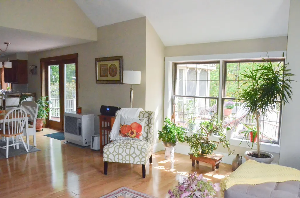 58 Rodrigue Heights Augusta ME 04330