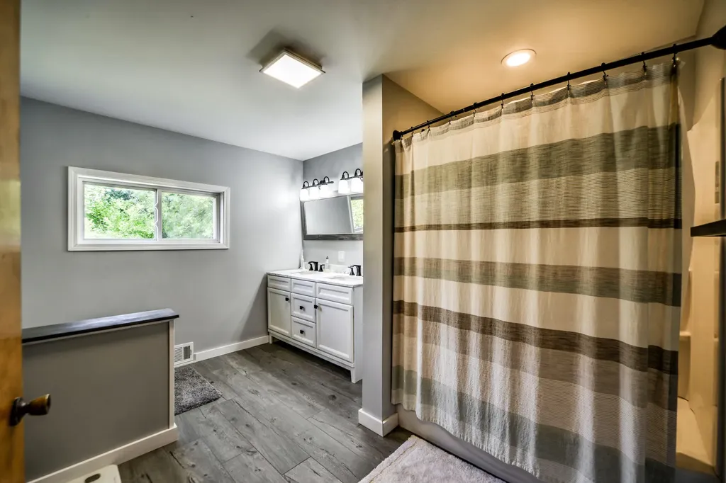 529 Riverside Drive Augusta ME 04330