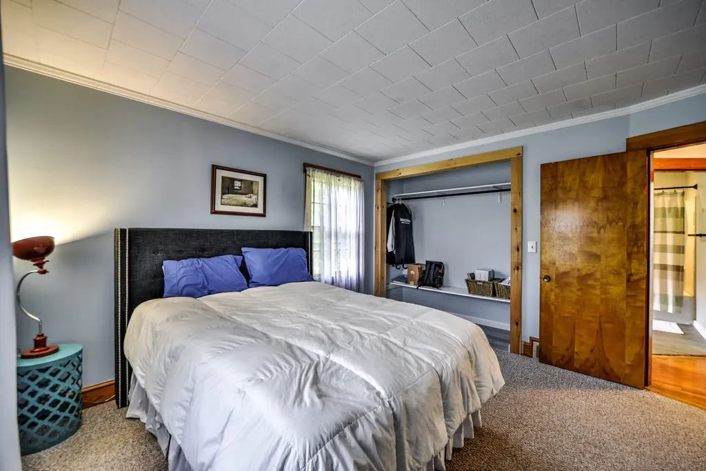 529 Riverside Drive Augusta ME 04330