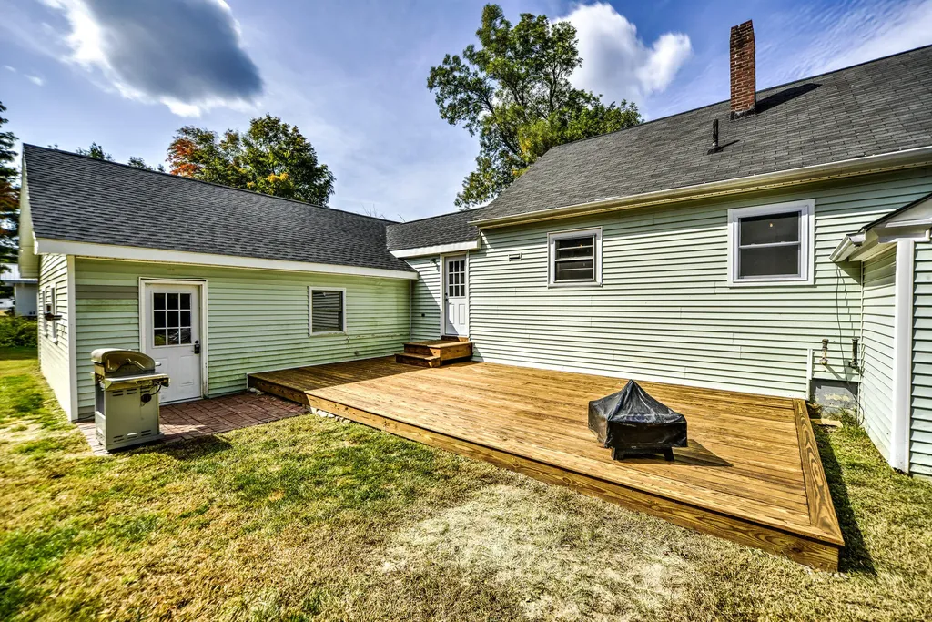 529 Riverside Drive Augusta ME 04330
