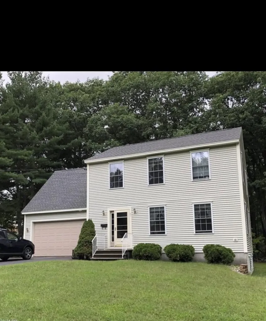 81 Fern Street Auburn ME 04210