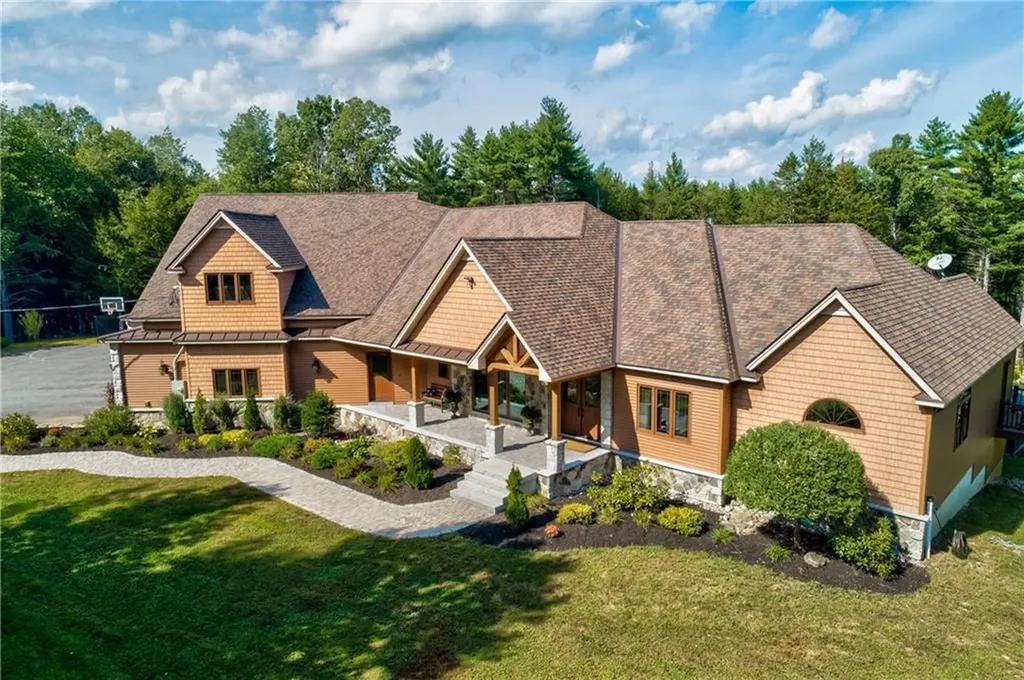 577 Empire Road Poland ME 04274