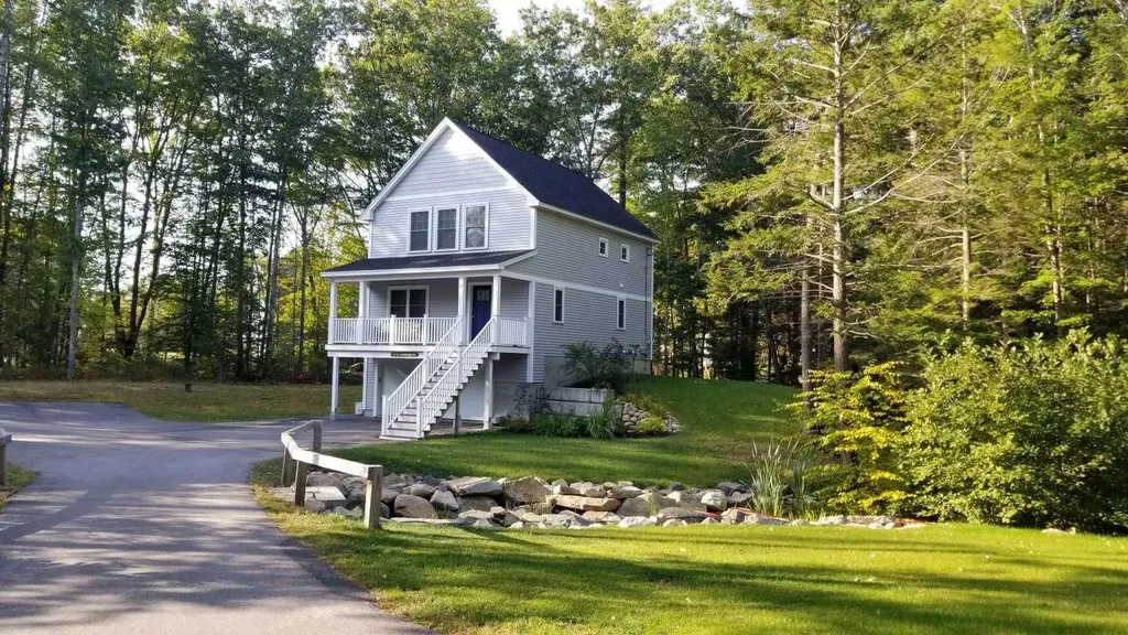 15 Bayview Drive Eliot ME 03903
