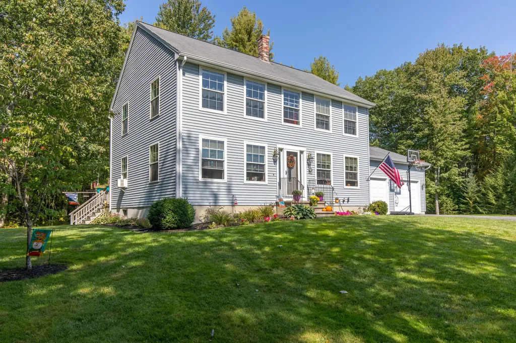 4 Jana Lane Scarborough ME 04074