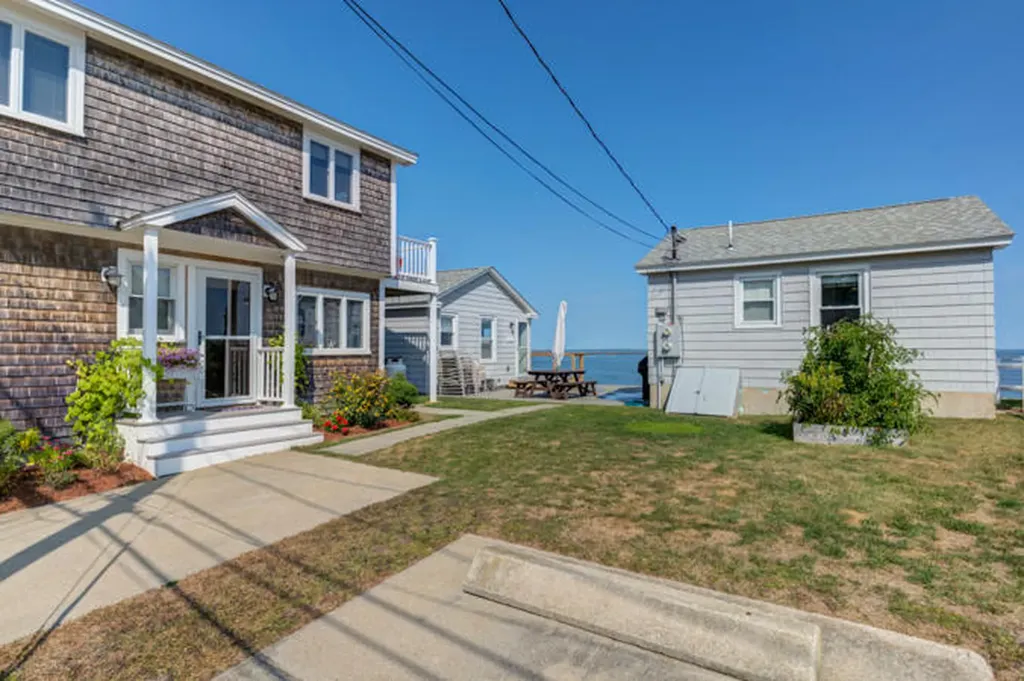 119 Hills Beach Road Biddeford ME 04005