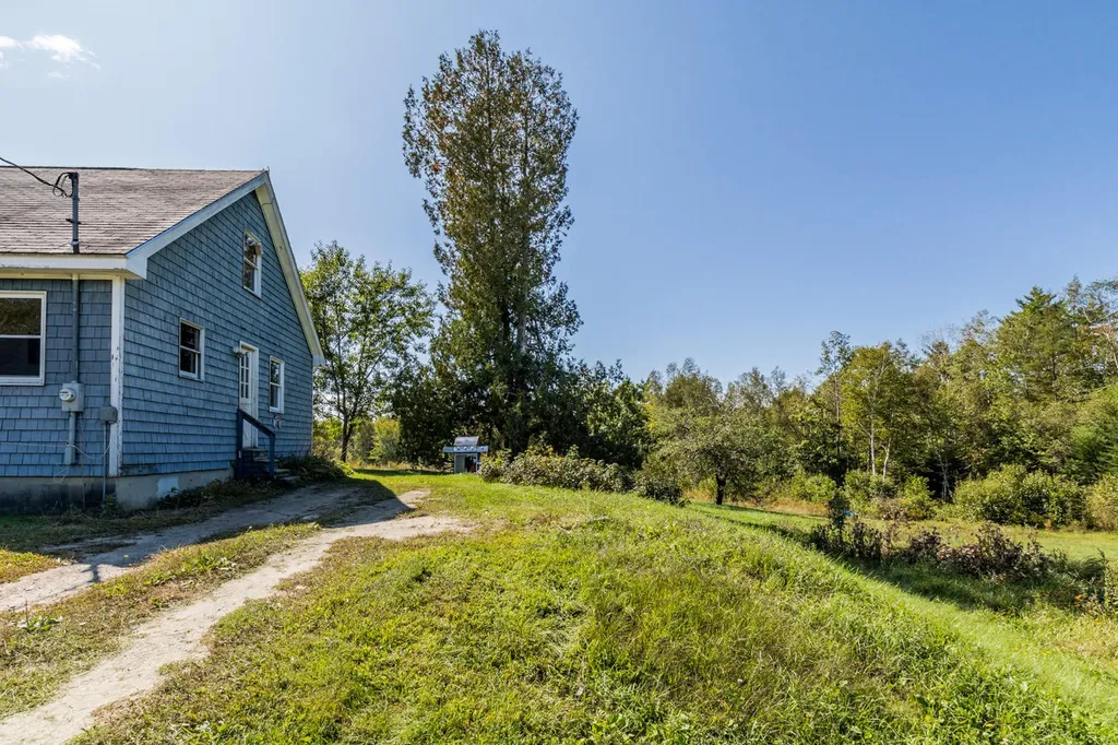 380 Happy Hollow Road Union ME 04862