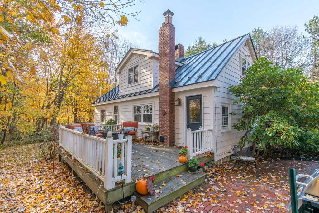 162 Brook Road Falmouth ME 04105