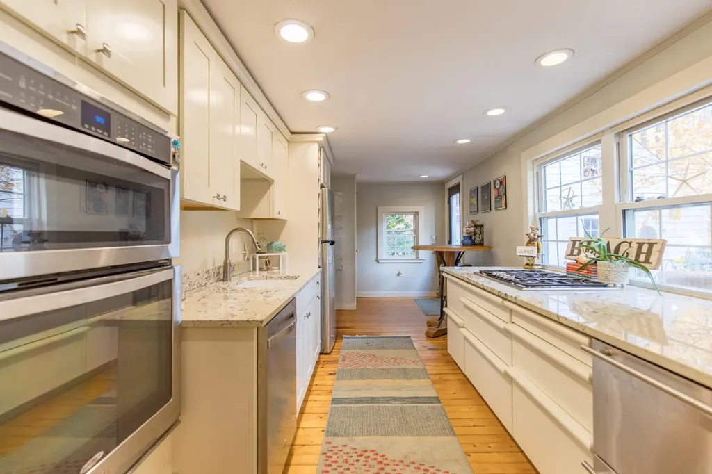 162 Brook Road Falmouth ME 04105