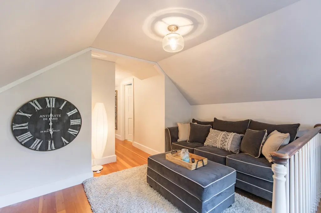 162 Brook Road Falmouth ME 04105