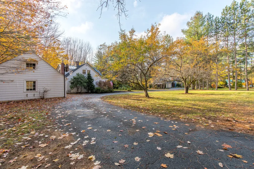162 Brook Road Falmouth ME 04105