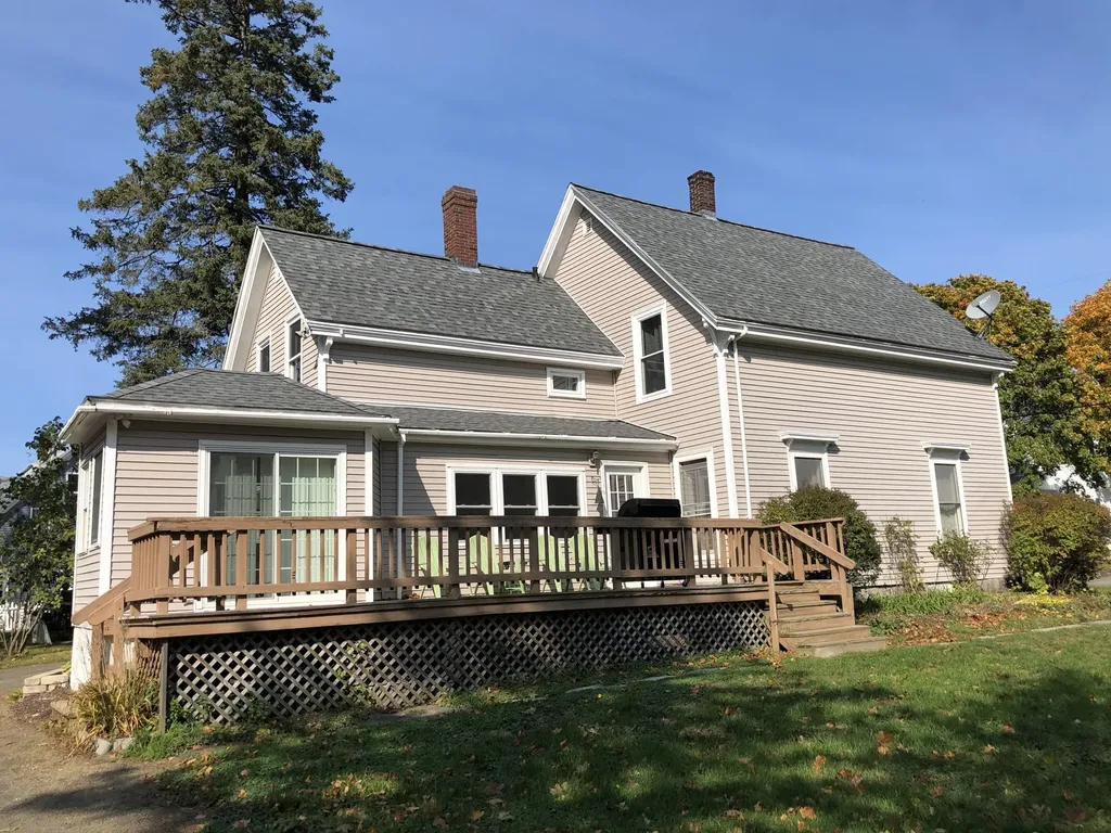 38 Chestnut Street Rockland ME 04841