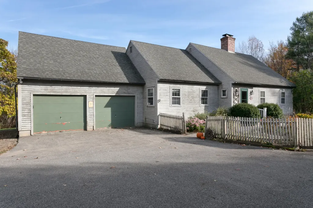 82 Fort Ridge Road Alfred ME 04002