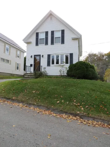 35 Kings Court Brewer ME 04412