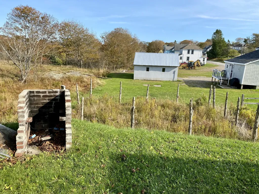 19 Lincoln Street Eastport ME 04631
