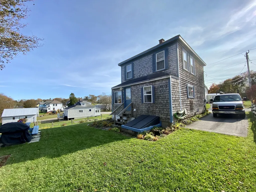 19 Lincoln Street Eastport ME 04631