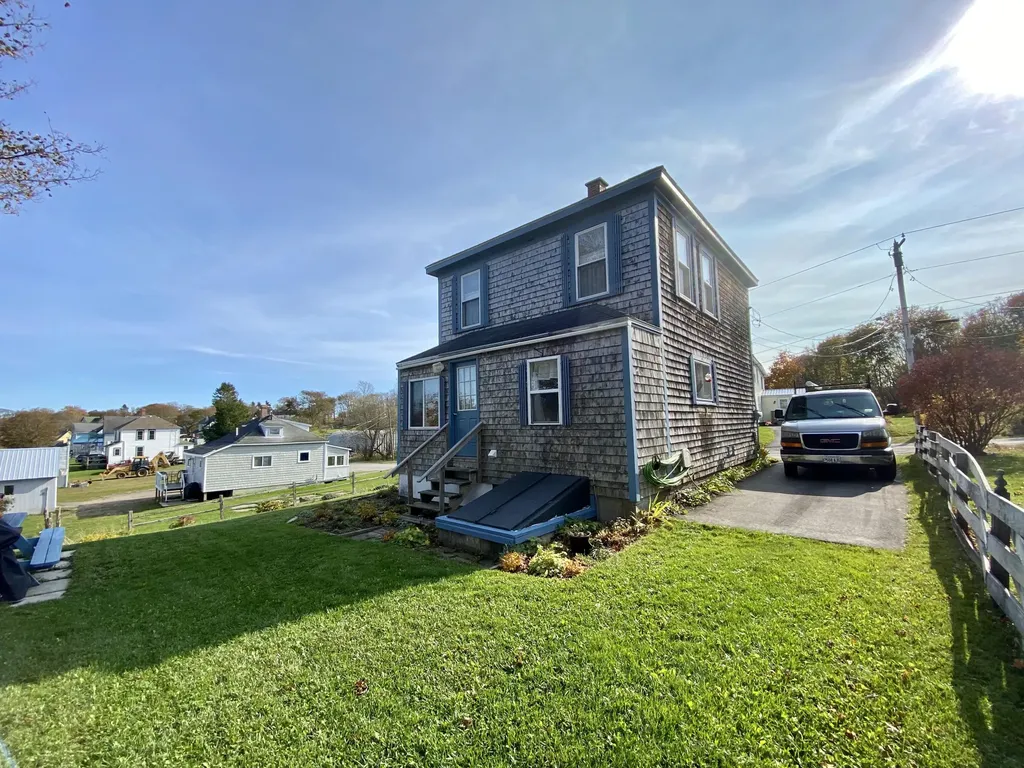 19 Lincoln Street Eastport ME 04631