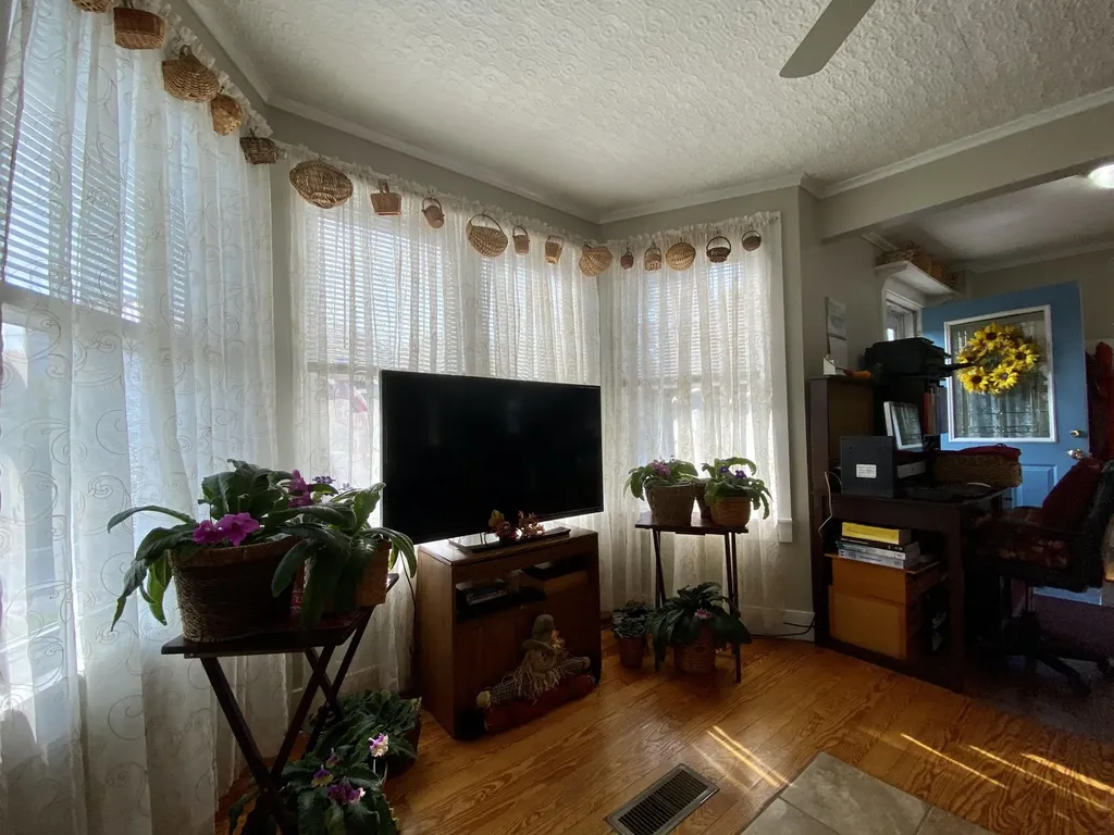19 Lincoln Street Eastport ME 04631