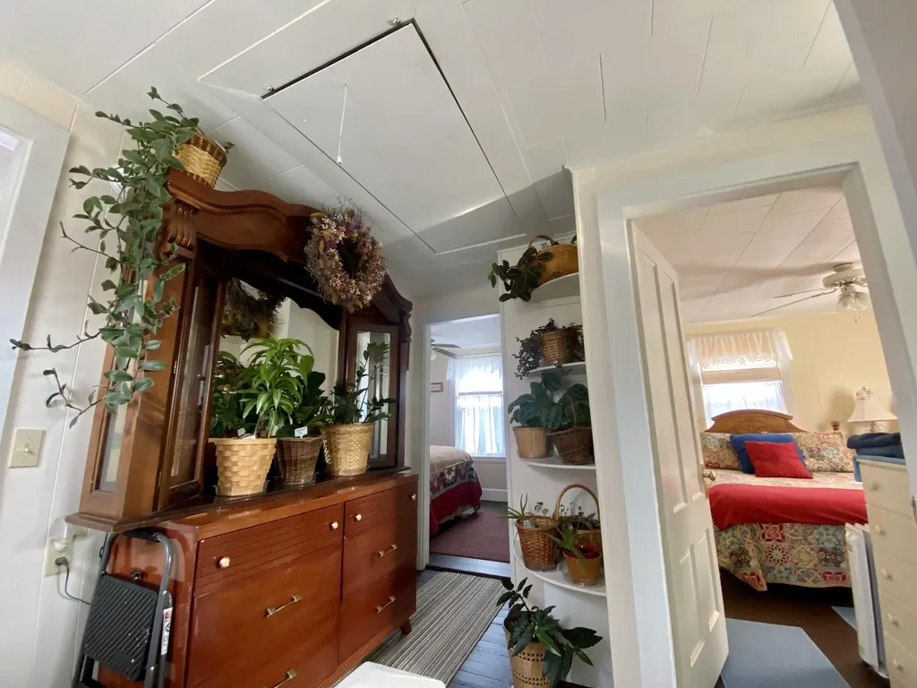 19 Lincoln Street Eastport ME 04631