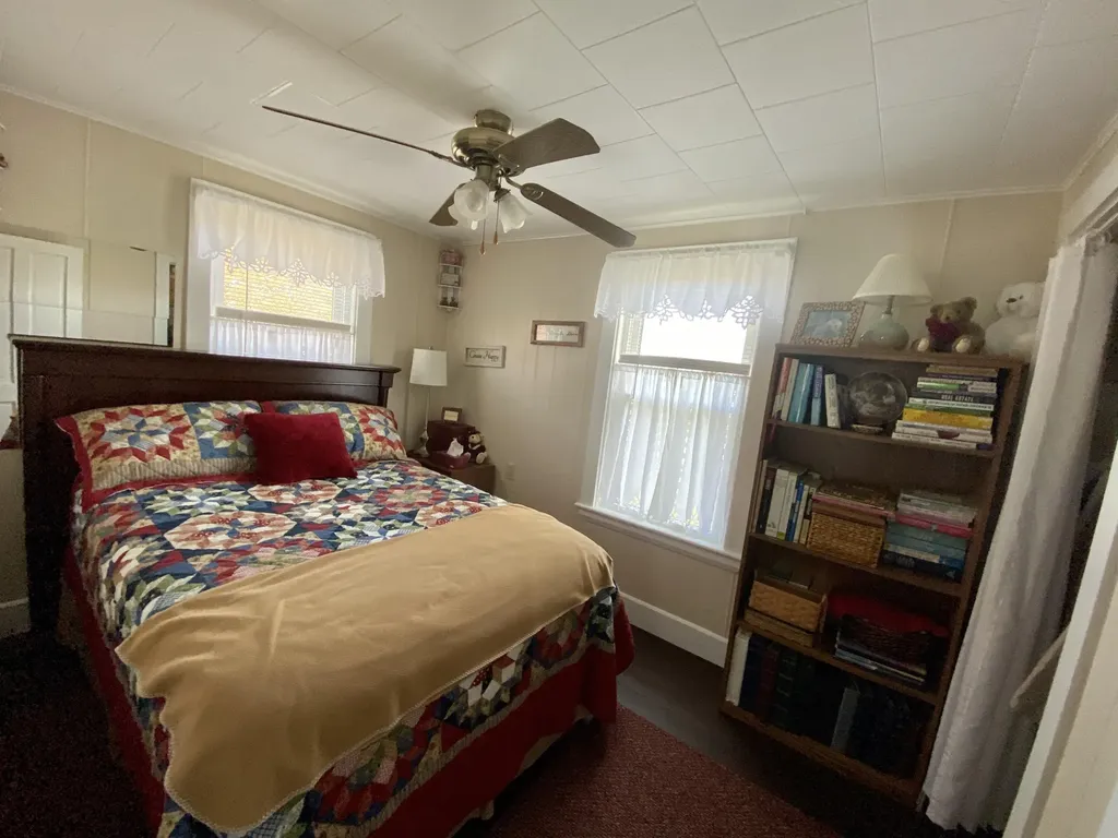 19 Lincoln Street Eastport ME 04631
