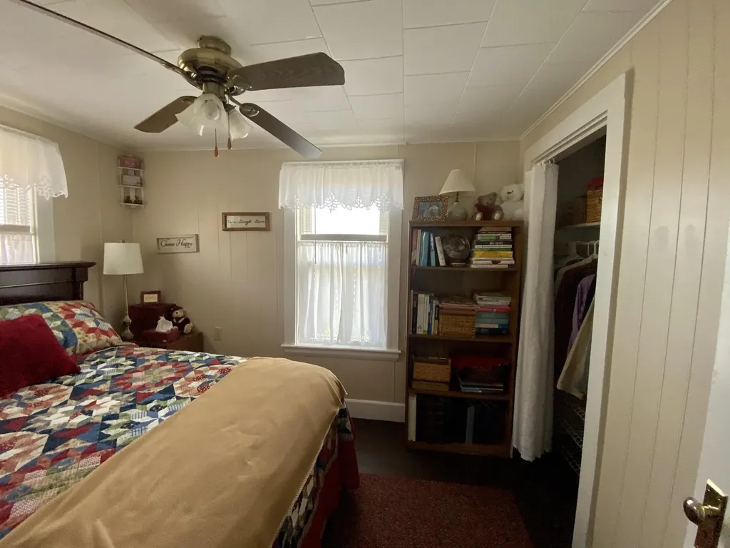 19 Lincoln Street Eastport ME 04631