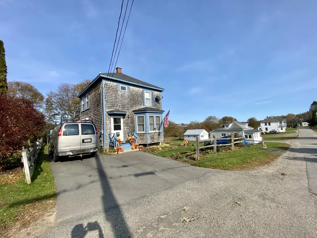 19 Lincoln Street Eastport ME 04631