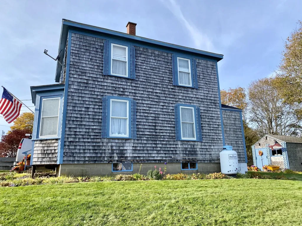 19 Lincoln Street Eastport ME 04631