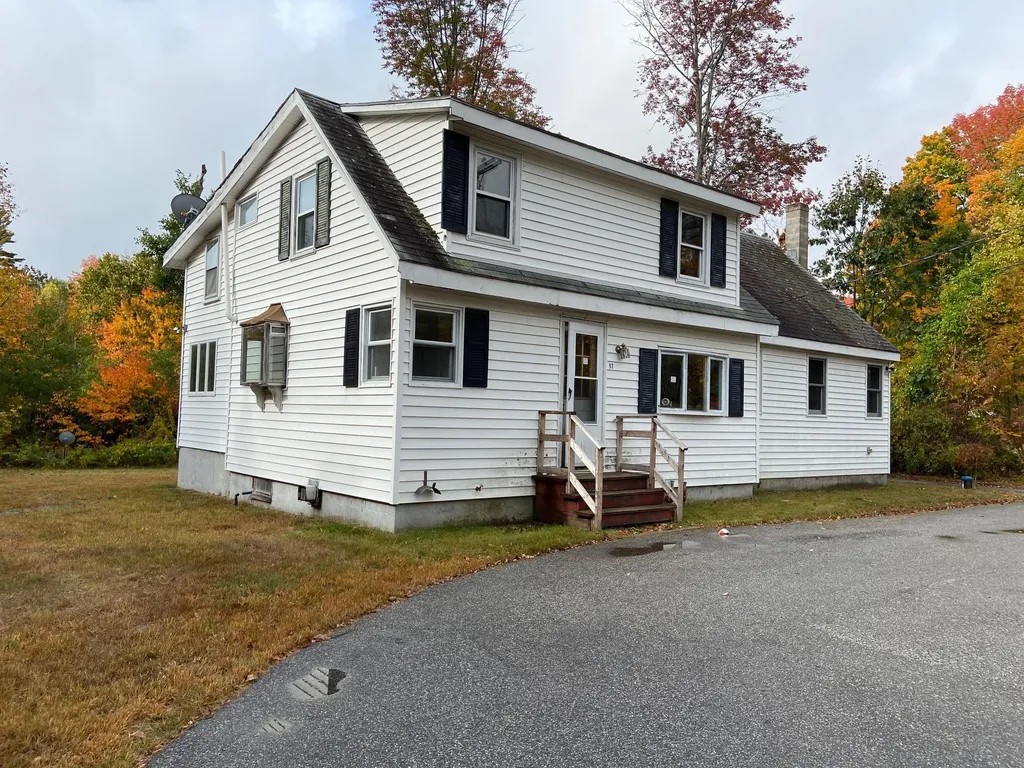 97 Sokokis Trail S Limerick ME 04048
