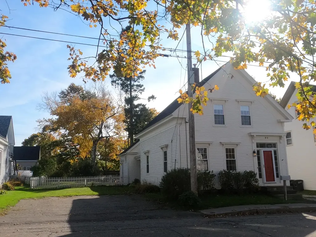 26 Masonic Street Rockland ME 04841