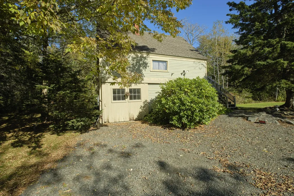 1170 Pleasant Point Road Cushing ME 04563