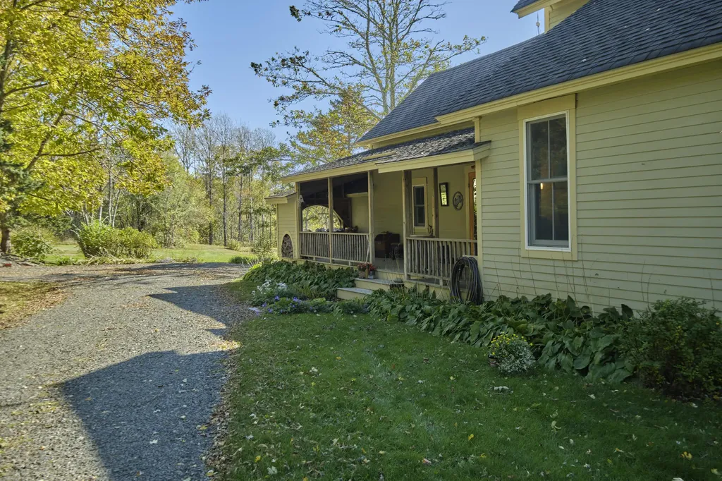 1170 Pleasant Point Road Cushing ME 04563