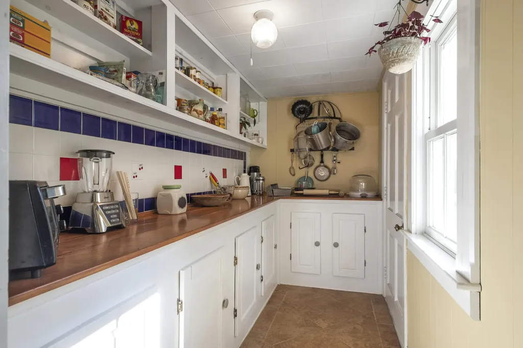 1170 Pleasant Point Road Cushing ME 04563