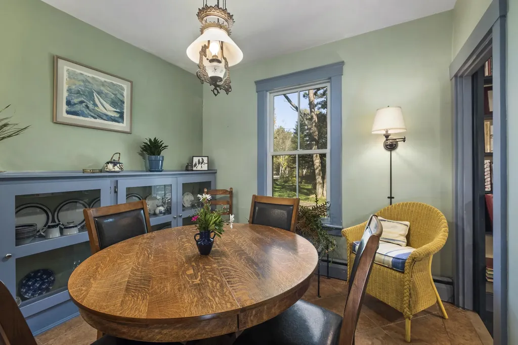 1170 Pleasant Point Road Cushing ME 04563