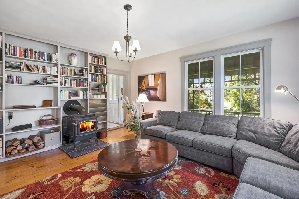 1170 Pleasant Point Road Cushing ME 04563