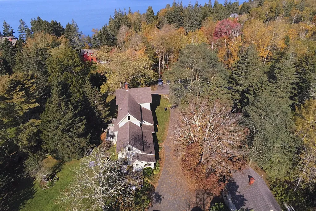 1170 Pleasant Point Road Cushing ME 04563