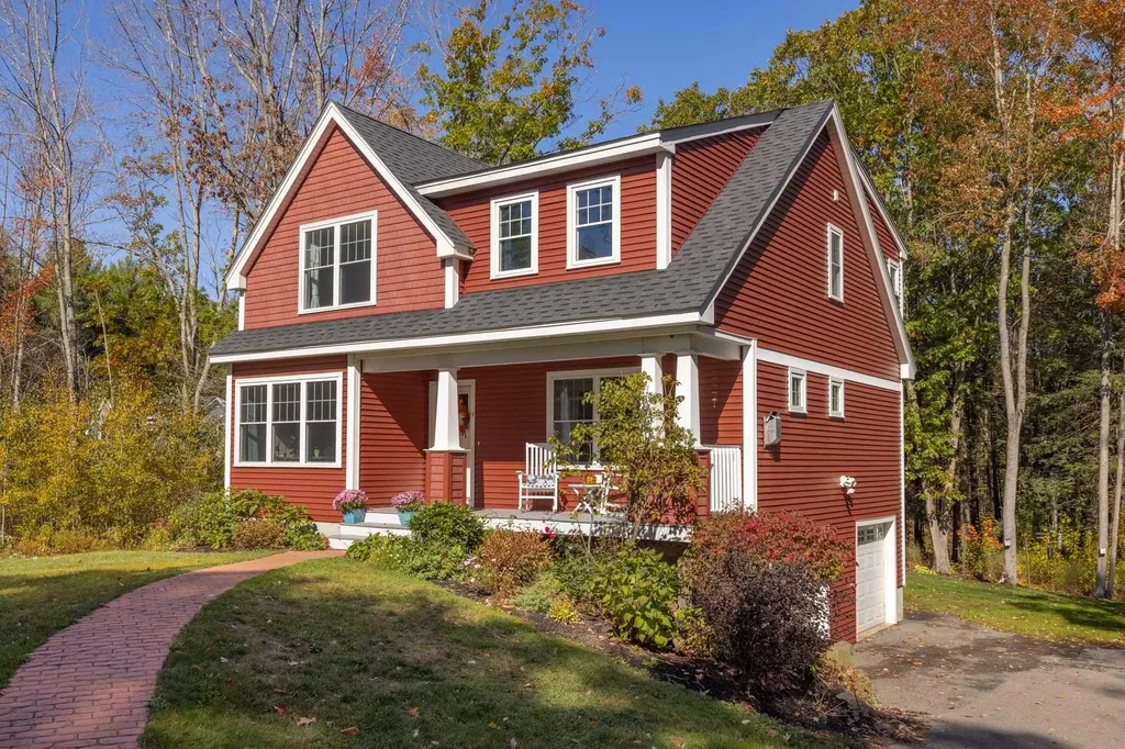 5 Larson Lane York ME 03909