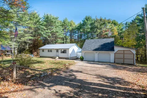 21 Dillon Road Harrison ME 04040