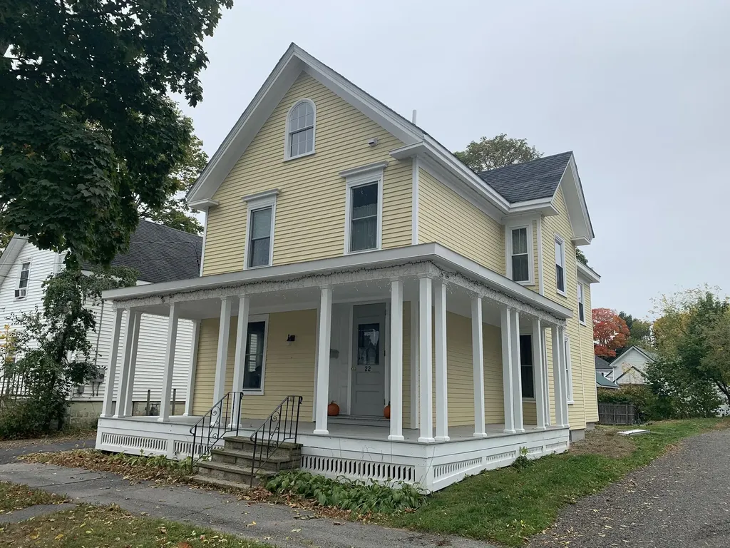 22 Fern Street Bangor ME 04401