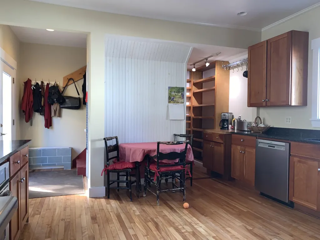 22 Fern Street Bangor ME 04401