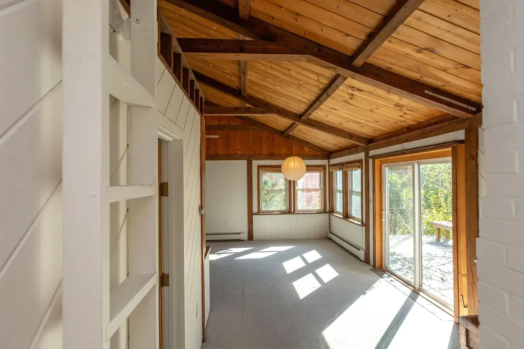 584 Birch Point Road Wiscasset ME 04578