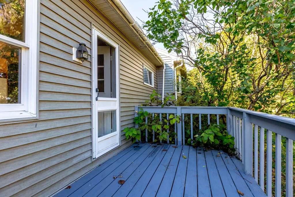 584 Birch Point Road Wiscasset ME 04578